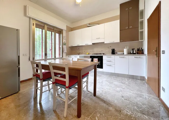 Urnest Nuovo -sasso Marconi アパート サッソ・マルコーニ