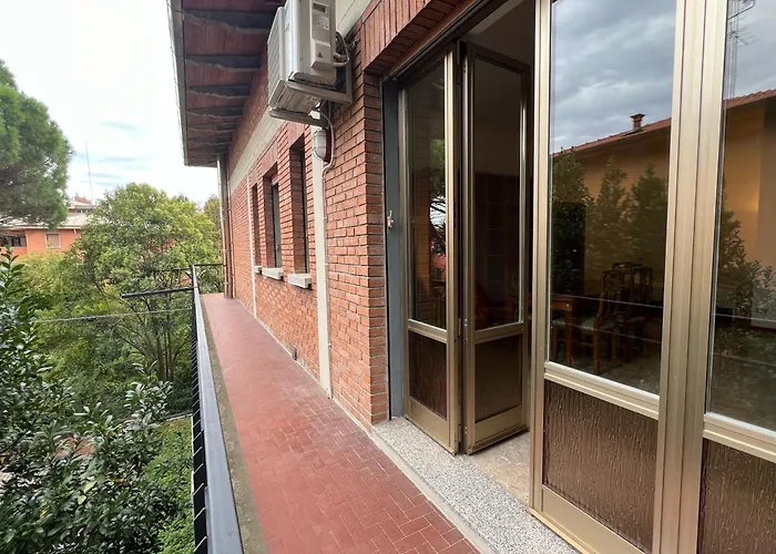 Urnest Nuovo -sasso Marconi アパート *